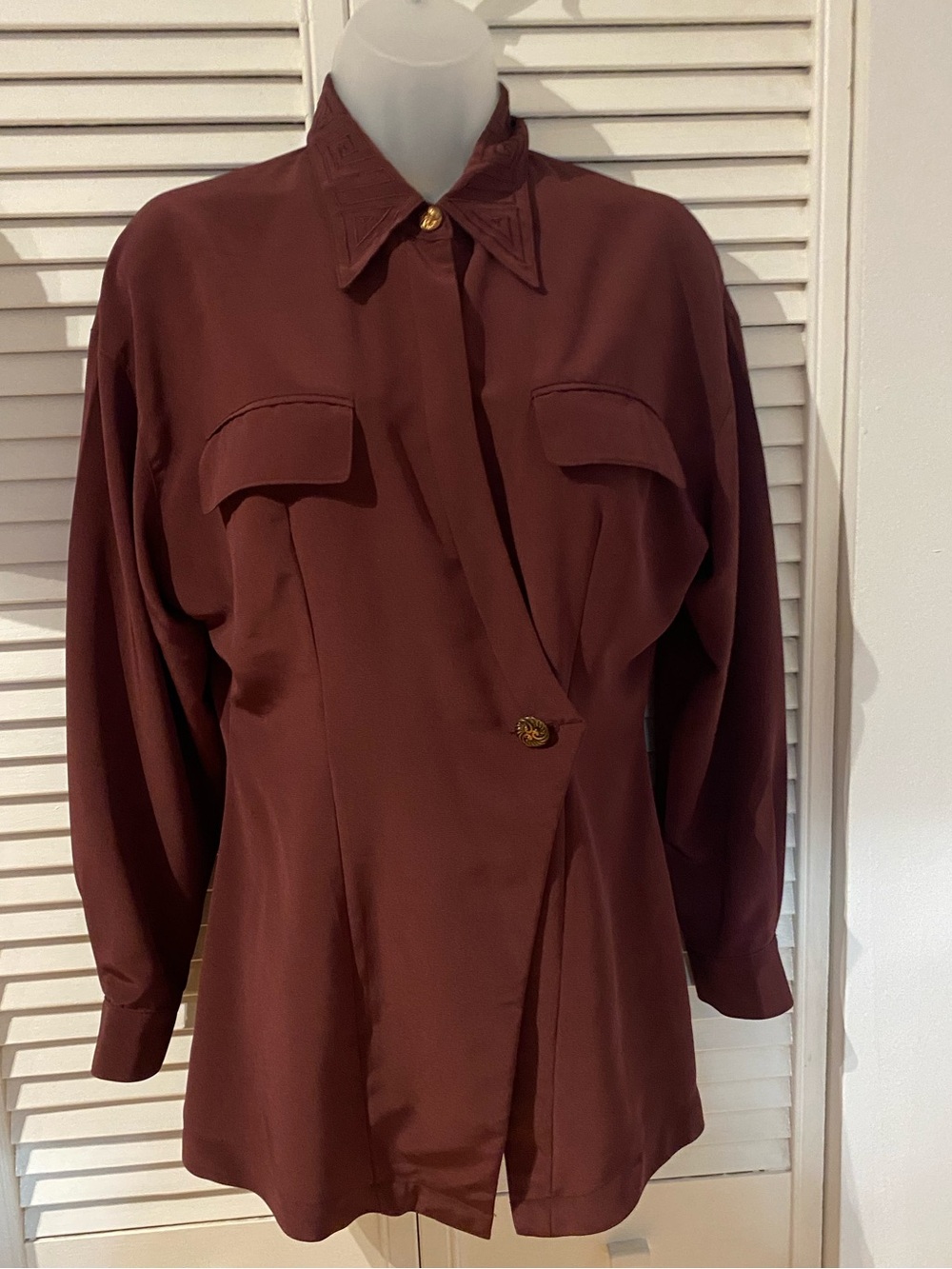Vintage Burgundy Button-Front Long Sleeve Top